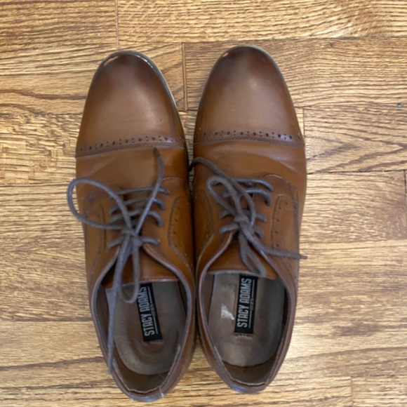 Stacy Adams Oxford Shoes - Picture 2 of 2